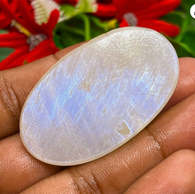 Load image into Gallery viewer, Rainbow Moonstone Cabochon in Oval Shape