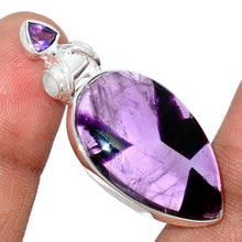 Load image into Gallery viewer, Amethyst Pendant Oval with with starburst effect and faceted Amethyst