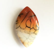 Load image into Gallery viewer, Dragon Veins Agate Horse Eye Bead