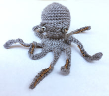 Load image into Gallery viewer, Octopus Gift -  Limited Edition Hand-Knitted Octopus Ornament
