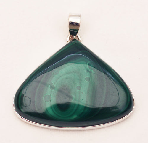 Malachite Pendant with a bulls eye that really pulls out the pain