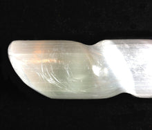 Load image into Gallery viewer, Selenite Crystal Spiral Massage Wand