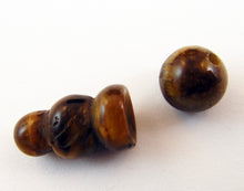 Load image into Gallery viewer, Tigers Eye Mala Guru Bead for Stringing Your Own Mala
