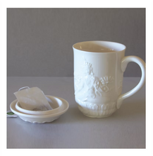Load image into Gallery viewer, White Porcelain Reclining Tara Mug with Lotus Lid (Copy)