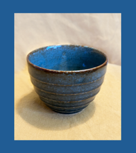 Load image into Gallery viewer, Japanese Wan Bowl in Yomogi Green Glaze