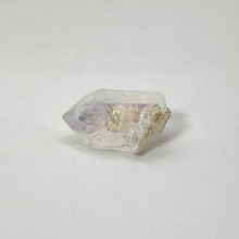 Load image into Gallery viewer, Angel Aura Quartz Point