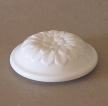 Load image into Gallery viewer, White Porcelain Buddha Mug with Lotus Lid Reclining Buddha
