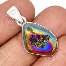 Load image into Gallery viewer, Royal Aura Quartz Pendant with Druzy
