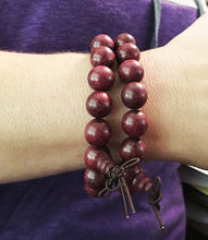Load image into Gallery viewer, Purpleheart Mala Bracelet 12mm Beads with Macrame Tie
