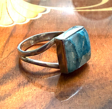 Load image into Gallery viewer, Quantum Quattro Silica TM Ring Size 6.5 Square Cushion