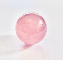 Load image into Gallery viewer, Rose Quartz Sphere