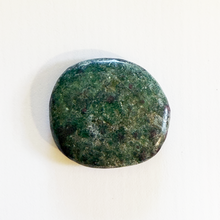 Load image into Gallery viewer, Fuchsite Fuchsite Palm Stone