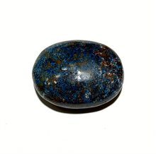 Load image into Gallery viewer, Shattuckite Palm Stone