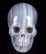 Load image into Gallery viewer, Gray Banded Agate Skull