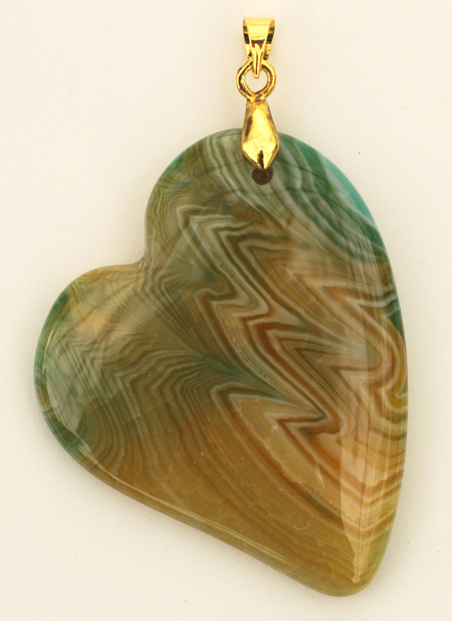 Dragon Veins Agate Pendant Lovers Heart in Green and Golden Yellow