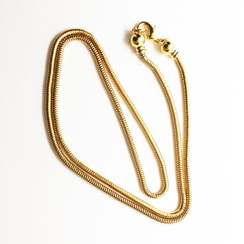Dione® Easy-On Chain, Gold-plated Brass, 2.5mm snake, 24 inches with 3.3mm threaded ball end and lobster claw clasp.