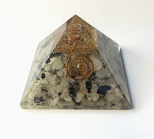 Load image into Gallery viewer, Moonstone Orgonite Pyramid