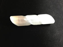 Load image into Gallery viewer, Selenite Crystal Spiral Massage Wand