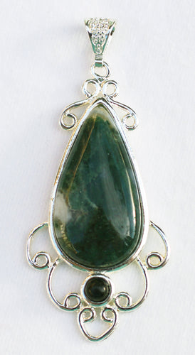 Green Moss Agate Pendant with Black Onyx