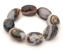 Load image into Gallery viewer, Brown Dragon Veins Agate Faceted Oval Bead Bracelet