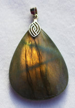 Load image into Gallery viewer, Labradorite Pendant pear shape with silver bail