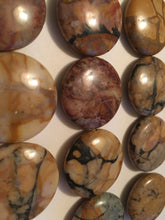 Load image into Gallery viewer, Venus Jasper Beads 30mm Round Coins