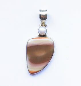Willow Creek Jasper Pendant in "Shark-Tooth" with 7mm White Cultured Pearl