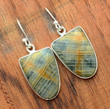 Load image into Gallery viewer, Aragonite Earrings in Shield Shape with amazing plaid pattern