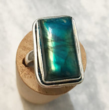 Load image into Gallery viewer, Blue Labradorite Ring Size 7