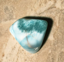 Load image into Gallery viewer, Larimar Pocket and Palm Stone