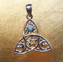 Load image into Gallery viewer, Celtic Triquetra with Larimar Pendant