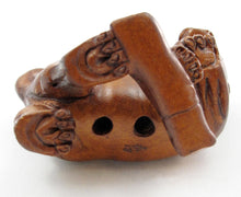 Load image into Gallery viewer, Tiger Bead boxwood Netsuke