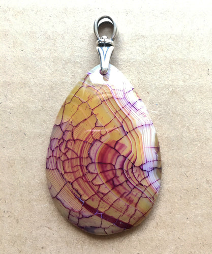 Dragon Veins Agate pendant with silver art deco bail