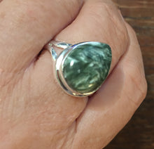 Load image into Gallery viewer, Siberian Seraphinite Ring Size 10 Sterling Silver