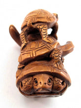 Load image into Gallery viewer, Turtle Netsuke Boxwood Bead - Turtle Stack